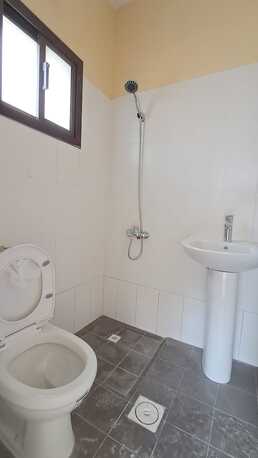 Manama, Apartments, Flats, Houses & Villas, BHD 140/month,  Studio,  Studio Flat For Rent With Split And Window AC Un Limited EWA