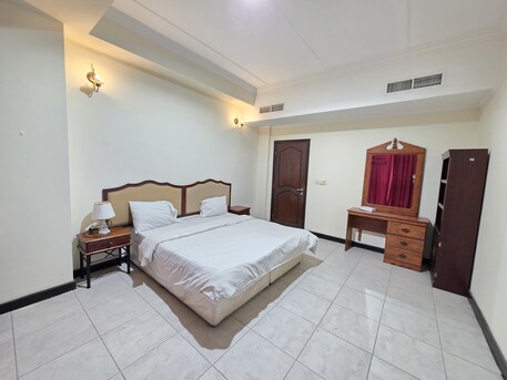 Juffair, Apartments, Flats, Houses & Villas, BHD 380/month,  Furnished,  3 BR,  150 Sq. Meter,  Spacious Flat | Monthly Or Yearly Basis | Furnished 3 Bhk | Free Wifi & Hk | Near Juffair