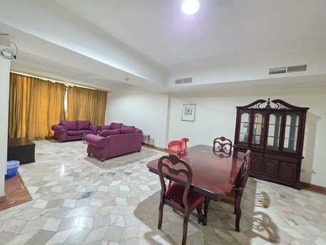 Juffair, Apartments, Flats, Houses & Villas, BHD 380/month,  Furnished,  3 BR,  150 Sq. Meter,  Spacious Flat | Monthly Or Yearly Basis | Furnished 3 Bhk | Free Wifi & Hk | Near Juffair