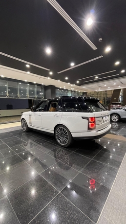 Sanabis, Vehicles, Cars & Trucks , BHD 21000,  Land Rover Range Rover,  2019,  Automatic,  86000 KM,  Range Rover Vouge SE Model