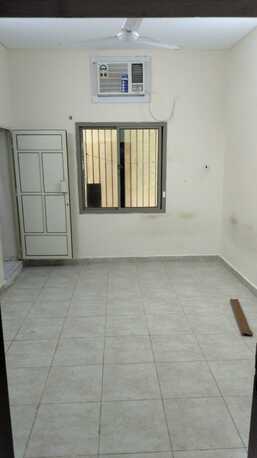 Manama, Apartments, Flats, Houses & Villas, BHD 120/month,  Studio,  30 Sq. Meter,  Semi Furnished Studio Flat At Gufool Near Alhawaj