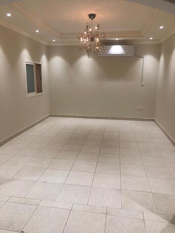 Al Rawdah, Apartments, Flats, Houses & Villas, SAR 35000/year,  3 BR,  Family Apartment Big Size Well Maintain Near IISR School Big Size AC Split Kitchen Install