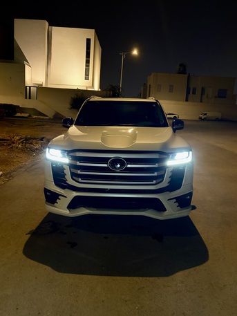 Riyadh, Vehicles, Cars & Trucks , SAR 315000,  Toyota Land Cruiser 300,  2024,  Automatic,  450000 KM,  Toyota Land Cruiser VXR V6 Twin Turbo