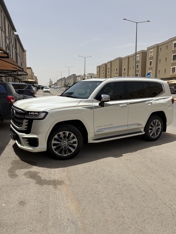 Riyadh, Vehicles, Cars & Trucks , SAR 315000,  Toyota Land Cruiser 300,  2024,  Automatic,  450000 KM,  Toyota Land Cruiser VXR V6 Twin Turbo