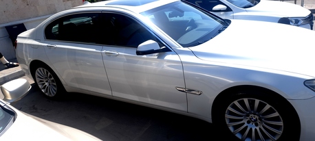 Manama, Vehicles, Cars & Trucks , BHD 3650,  Bmw 750 Li,  2013,  Automatic,  176000 KM,