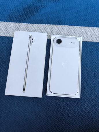 Hara, Mobile Phones, SAR 2800,  17 Air, Gold. Only 7 Count Charge