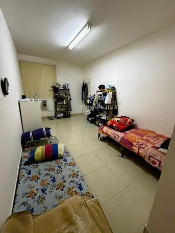 Riyadh, Bedspace For Rent, Looking For A Roommate For My Flat In Sabic Exit 7 Yellow Line Riyadh
