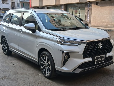 Al Naeem, Vehicle Lease Transfer, SAR 162000,  Toyota Veloz 2024 For Sale