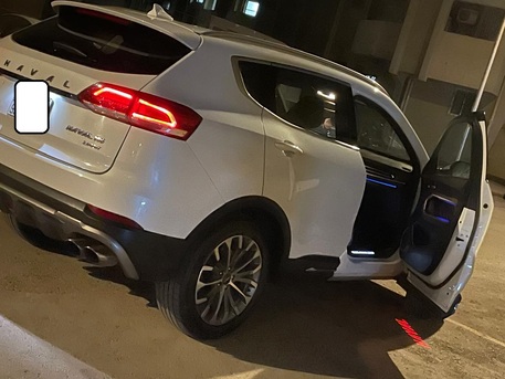 Riyadh, Vehicles, Cars & Trucks , SAR 39000,  Haval H6 Mid Option 2020,  2020,  Automatic,  2100000 KM,