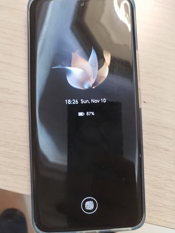 Riyadh, Mobile Phones, SAR 850,  Honor 90 Black With Box Support Esim