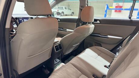 Riyadh, Vehicles, Cars & Trucks , SAR 45000,  KIA SPORTAGE,  2018,  Automatic,  220000 KM,  MID OPTIONS