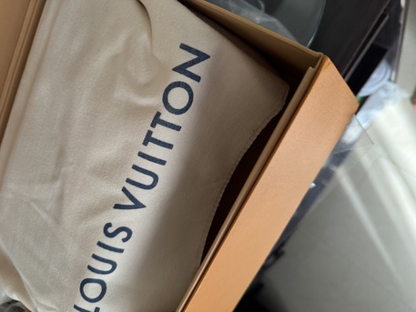 Khobar, Purses & Wallets, SAR 750,  Louis Vuitton Travel / Make Up Bag Brand New