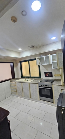 Juffair, Rooms for Rent, BHD 130/month,  Furnished Room Available In A 3bhk Apartment