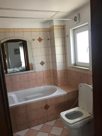 Saar, Apartments, Flats, Houses & Villas, BHD 400/month,  Furnished,  3 BR,  180 Sq. Meter,  3 Bhk Fully Furnished Flat Available In Saar Call Aleena
