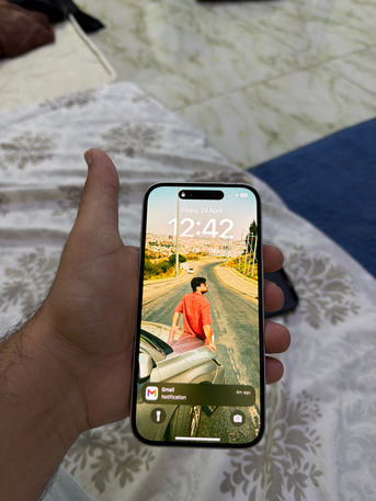 Al Iskan, Mobile Phones, SAR 2200,  Iphone 16 , 128GB , 8 Months Old - 501940864