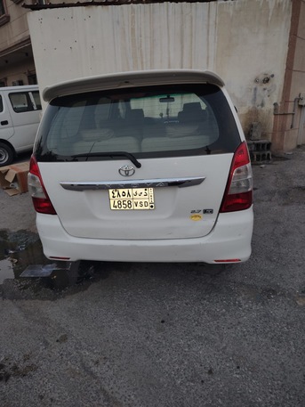Dammam, Vehicles, Cars & Trucks , SAR 40000,  Toyota Innova,  2014,  Automatic,  286000 KM,  For Sale:   (Full Option)