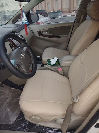 Dammam, Vehicles, Cars & Trucks , SAR 40000,  Toyota Innova,  2014,  Automatic,  286000 KM,  For Sale:   (Full Option)