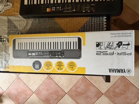 Muharraq, Musical Instruments, BHD 60,  Yamaha Portable Keyboard F-52 For Sale.