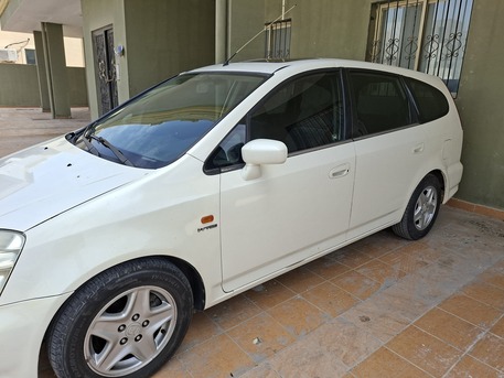 Tubli, Vehicles, Cars & Trucks , Honda Stream,  2002,  Automatic,  1000 KM,