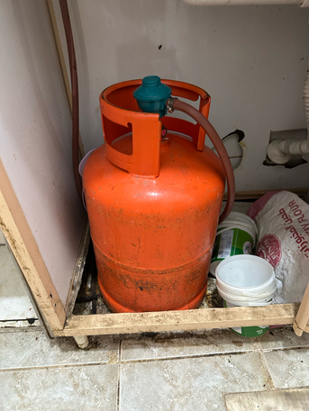 Jeddah, Household Items, SAR 260,  Gas Cylinder Stove