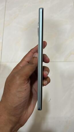 Arad, Mobile Phones, BHD 100,  Vivo V40 256 GB