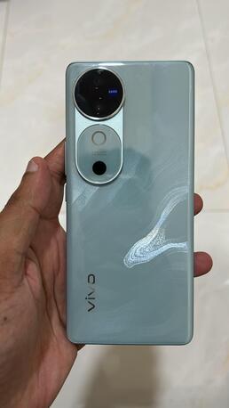Arad, Mobile Phones, BHD 100,  Vivo V40 256 GB