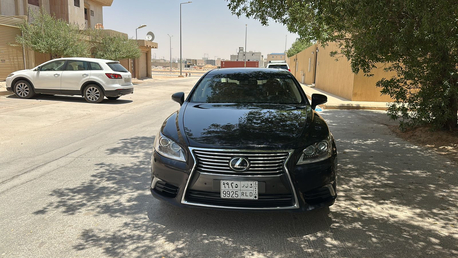 Riyadh, Vehicles, Cars & Trucks , SAR 118000,  Lexus LS 460,  2014,  Automatic,  134000 KM,  For Sale:  L VIP &ndash;