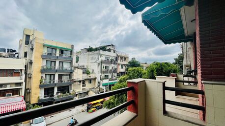 New Delhi, Apts/Flats Wanted, INR 18450/day,  Furnished,  1 BR,  600 Sq. Feet,  Classic 1BHK - Green Park, HKV