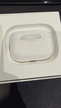 Riyadh, Mobile Phones, SAR 3200,  IPhone 15 Pro Max 256 GB With Airpods