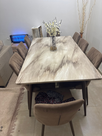 Sulaymania, Household Items, SAR 1000,  Dining Table With 8 Chairs, Almost New, For Sale