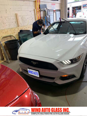 Toronto, Automotive, Windshield Replacement & Auto Glass Repair In Toronto & GTA | Wind Auto Glass