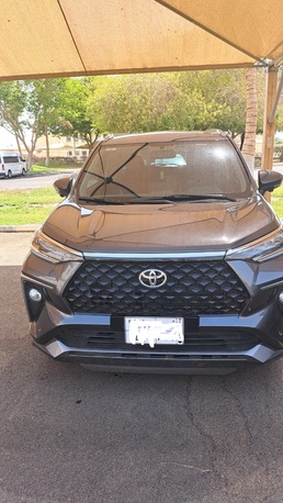 Al Aziziyah, Vehicles, Cars & Trucks , SAR 72000,  Toyota Veloz,  2025,  Automatic,  5928 KM,  Selling My   With Only 5,928 Km, In Excellent Condition.