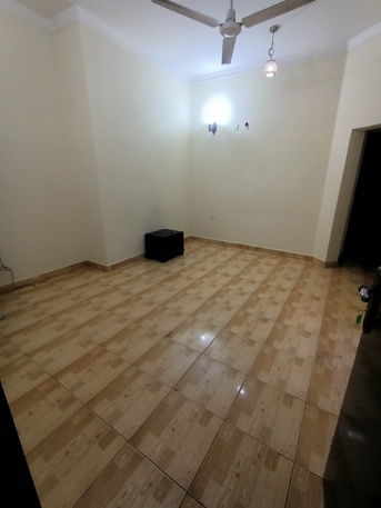 Gudaibiya, Apartments, Flats, Houses & Villas, BHD 200/month,  2 BR,  ***Semi Furnished Spacious 2 Bedroom Flat For Rent In Gudaibiya With Electricity *35529070
