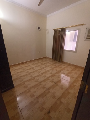 Gudaibiya, Apartments, Flats, Houses & Villas, BHD 200/month,  2 BR,  ***Semi Furnished Spacious 2 Bedroom Flat For Rent In Gudaibiya With Electricity *35529070