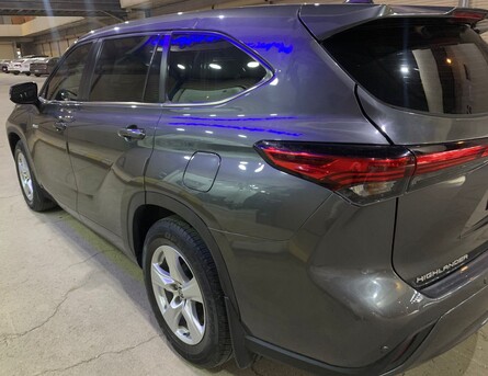 Riyadh, Vehicles, Cars & Trucks , SAR 100000,  Toyota Highlander Hybrid,  2023,  Automatic,  25000 KM,   Low Mileage