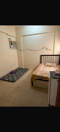 Al Wizarat, Rooms for Rent, SAR 700/month,  Semi-furnished Single Room Available For Rent 700 Only
