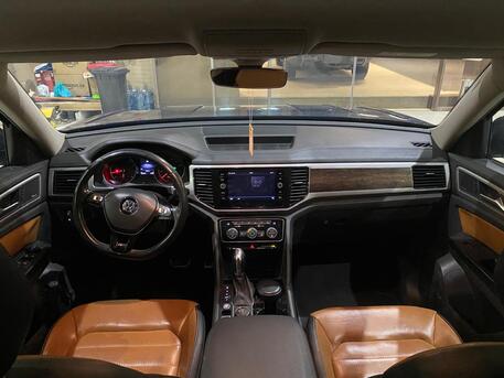 Riyadh, Vehicles, Cars & Trucks , SAR 70000,  Volkswagen TERAMONT R-LINE,  2019,  Automatic,  128000 KM,