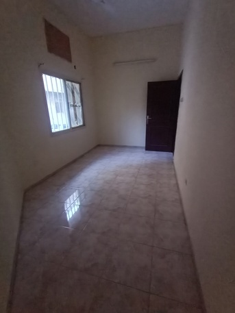 Gudaibiya, Apartments, Flats, Houses & Villas, BHD 120/month,  1 BR,  *** 1 BHK Spacious Family Flat For Rent In Gudaibiya*35529070