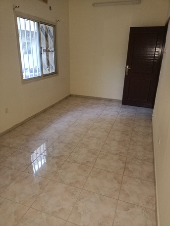 Gudaibiya, Apartments, Flats, Houses & Villas, BHD 120/month,  1 BR,  *** 1 BHK Spacious Family Flat For Rent In Gudaibiya*35529070