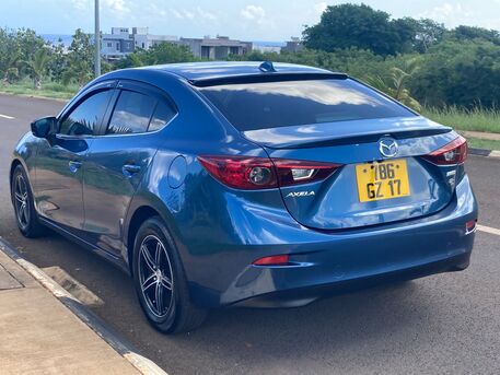 Port Louis, Vehicles, Cars & Trucks , MUR 650000,  Mazda 3,  2017,  Automatic,  123000 KM,  Mazda Axela
