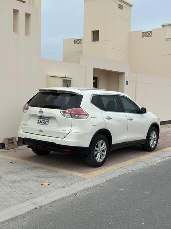 Riffa, Vehicles, Cars & Trucks , BHD 3550,  NISSAN X-TRAIL 2.5,  2017,  Automatic,  183000 KM,  NEAT AND CLEAN CAR