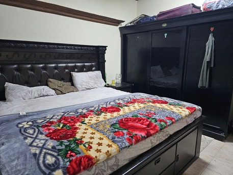 Ras Tanura, Air Conditioners, SAR 1000,  Double Bed With Mattress, Dressing Table, Cupboard, Ac For Sale On Urgent Basis 1000 Sar