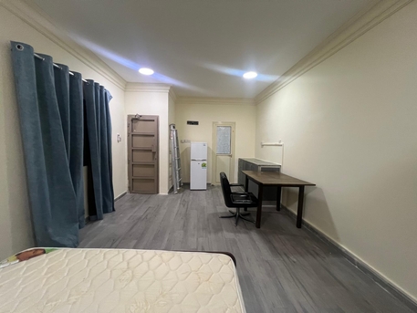 Zinj, Apartments, Flats, Houses & Villas, BHD 190/year,  Furnished,  1 BR,  SPACIOUS STUDIO UNLIMITED EWA ZINJ NEAR HIGHWAY | HOUSEKEEPING | WIFI