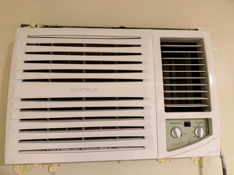 Al Malaz, Air Conditioners, SAR 450,  Window Ac✅ Capacity: 1.5 Ton * ✅ Usage: 3 Years * ✅ Condition: Good, Working Perfectly *