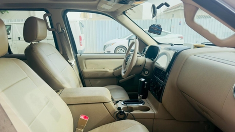 Riyadh, Vehicles, Cars & Trucks , SAR 12000,  Ford Explorer,  2007,  1 KM,