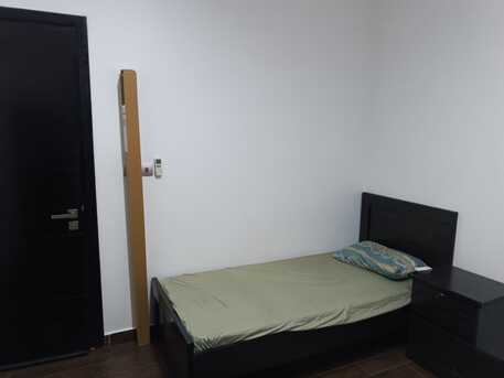 Riyadh, Sublets, SAR 1350/month,  Spacious Furnished Room For Rent In Modern Apartment For Executive Bachelor