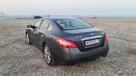 Juffair, Vehicles, Cars & Trucks , BHD 1450,  Nissan Maxima,  2011,  Automatic,  188000 KM,   Full Option Instalments Option Available