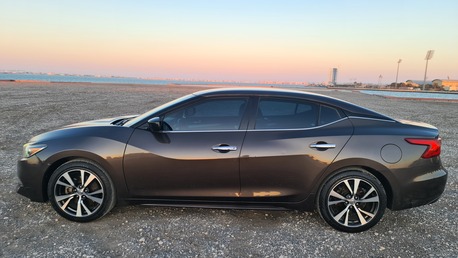 Juffair, Vehicles, Cars & Trucks , BHD 2650,  Nissan Maxima,  2016,  Automatic,  155000 KM,    Perfect Condetion Clean Car