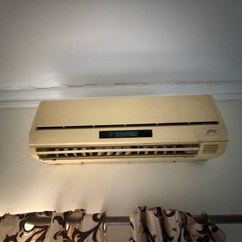 Salmaniya, Air Conditioners, BHD 400,  Split Ac 1.5 Ton