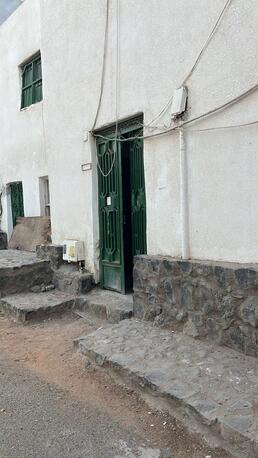 Madinah, Apartments, Flats, Houses & Villas, SAR 700/month,  1 BR,  Room Available For Rent